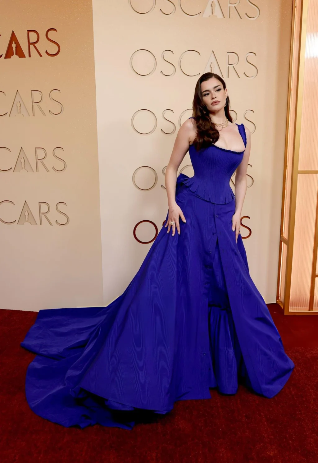 Barbie Ferreira cobalt blue corset gown Oscars 2026