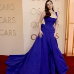 Barbie Ferreira cobalt blue corset gown Oscars 2026