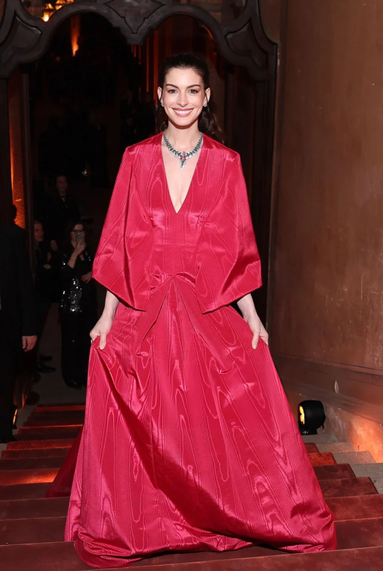 Anne Hathaway Wore a Voluminous Red Gown at Bvlgari Event