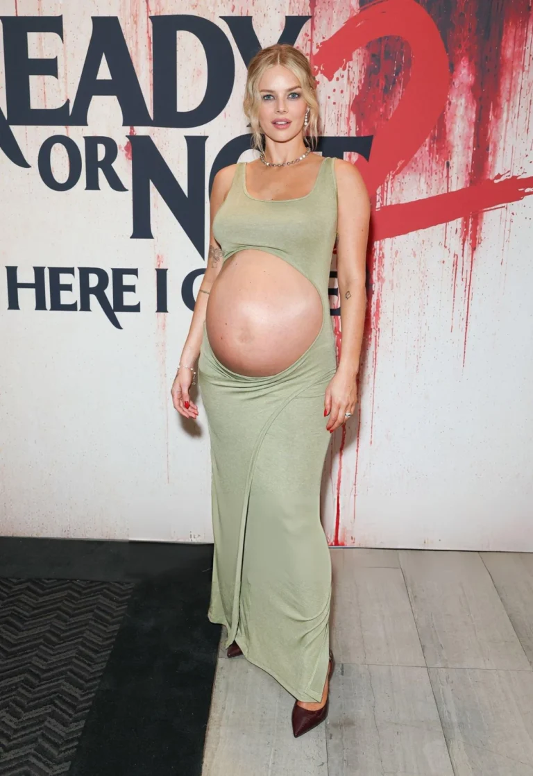 Samara Weaving pregnant baby bump Ready or Not 2 screening outfit